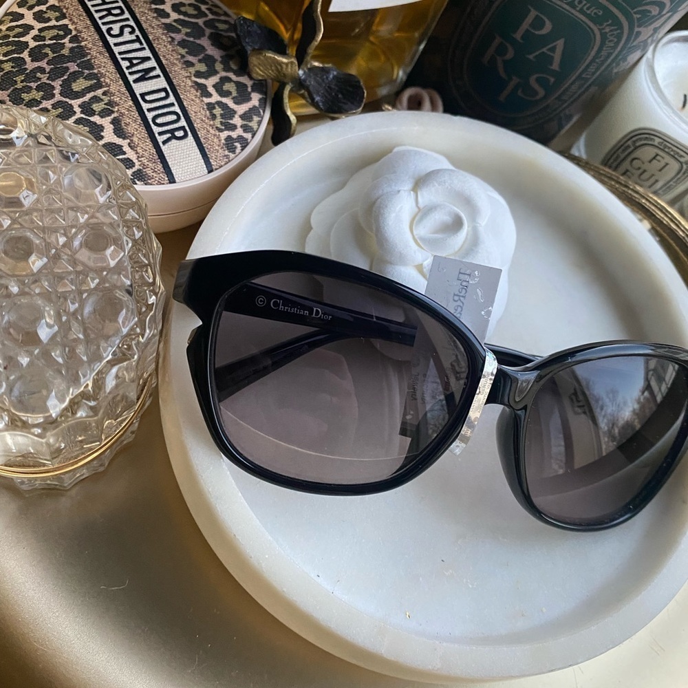 Christian Dior black sunglasses - Picture 4 of 16